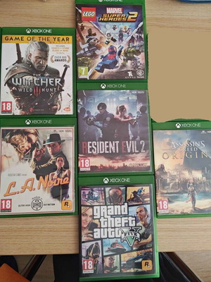 Παιχνίδια Xbox One πακέτο 10 με χειριστήριο Xbox Series μεταχειρισμένα