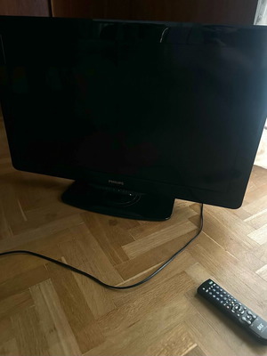 Philips 32-inch TV like new with remote control