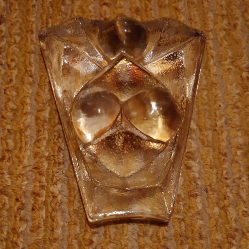 Vintage glass paperweight like new, wall mountable