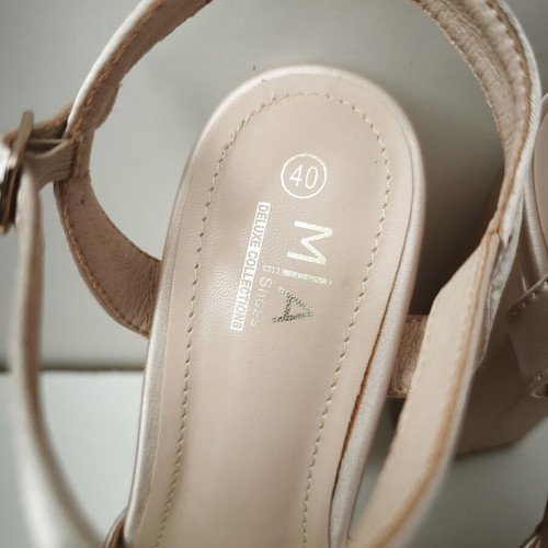 Satin high-heeled platform sandals size 40 beige new