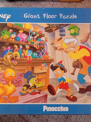 Disney Giant Floor Puzzle Pinocchio used, 24 pieces, Ravensburger