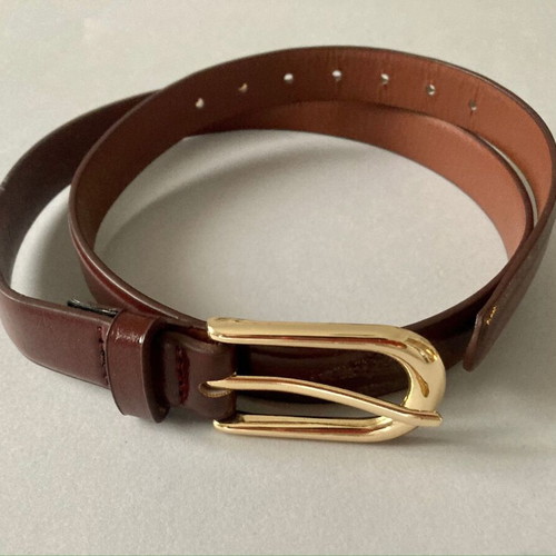 H&M women's belt like new, burgundy-brown with gold buckle