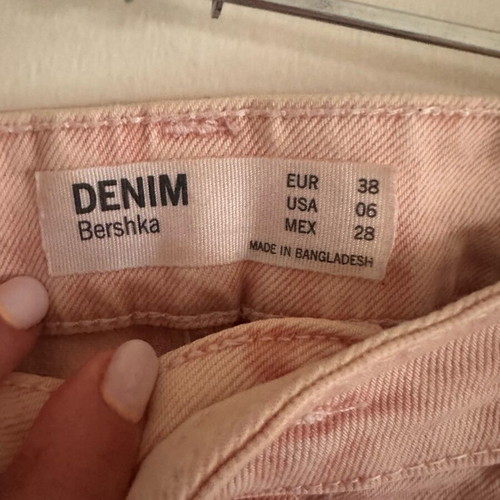 Bershka pink straight cropped jeans like new, size 38