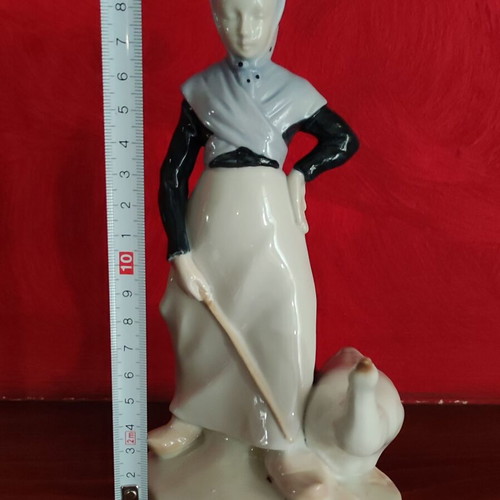 Andrea by Sadek porcelain figure made in Japan 20cm height like new