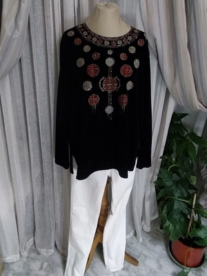 Velvet blouse new with embroidery, size XXXL, black