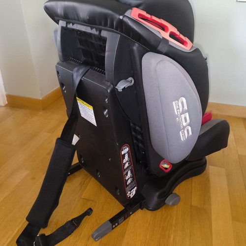 Foppapedretti Isodinamyk car seat 9-36 kg with ISOFIX