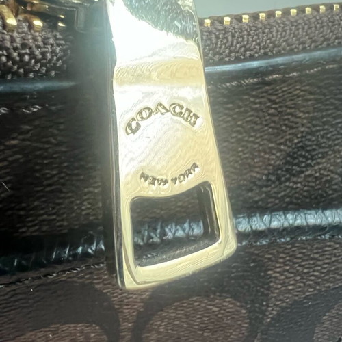 Coach Brown Signature Coated Canvas Messenger Bag like new