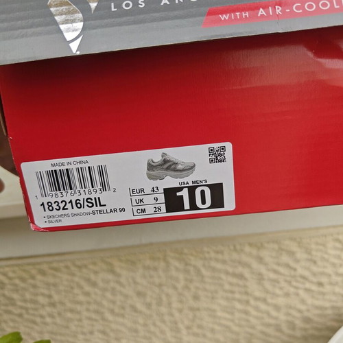 Skechers Stellar athletic shoes new, silver, size 43