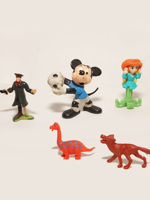 Various small miniature toys used, pack