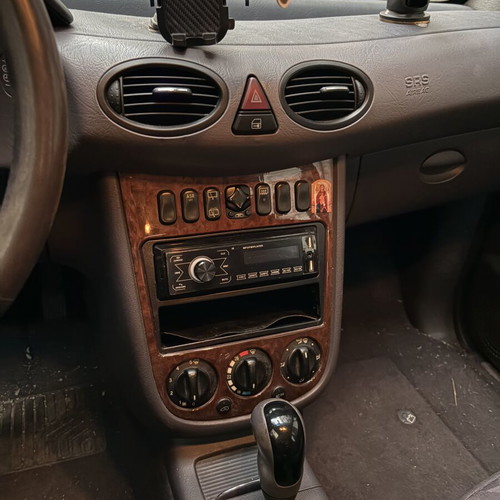 Mercedes A160 automatic car used, black, petrol