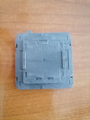 Socket AM5 резервна част и нов