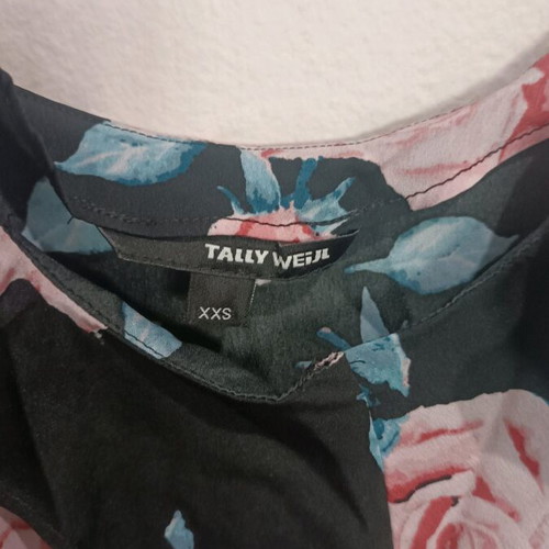 Summer top like new, suitable for XS