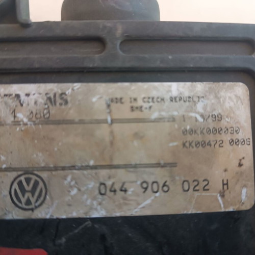 Engine Control Unit for VW T4 '91-'96 like new, code 044906022H