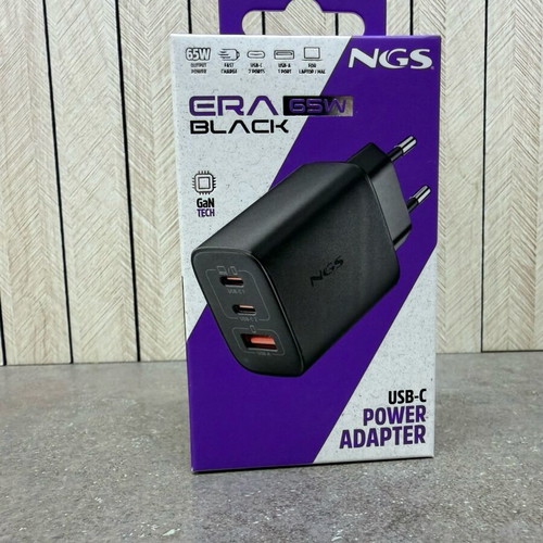 GaN Wall Charger 65W new with 2 USB-C and 1 USB-A ports