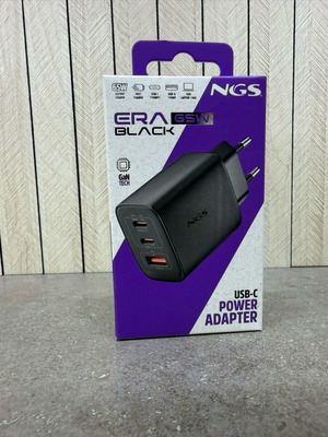 GaN Wall Charger 65W new with 2 USB-C and 1 USB-A ports