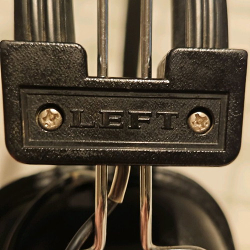 Rotel RH 630 Headphones