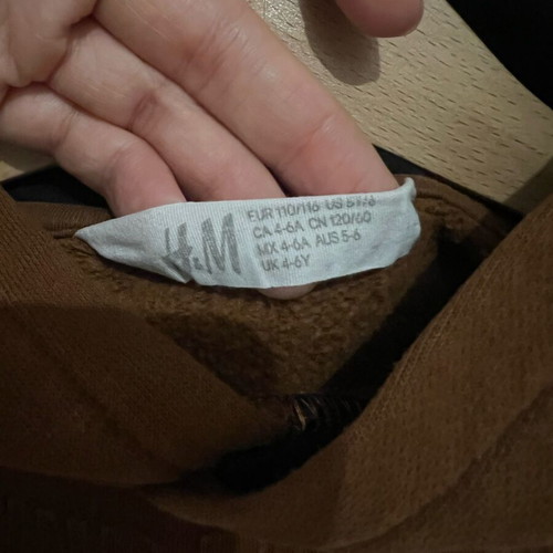H&M brown hoodie like new, size 110-116