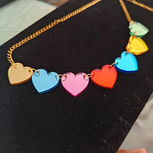 Choker necklace with colorful plexiglass hearts