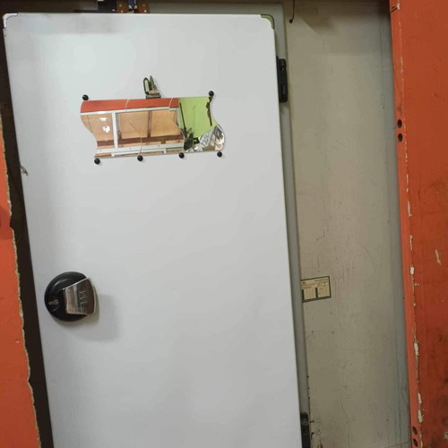 Professional space refrigerator used, 2 cubic meters capacity