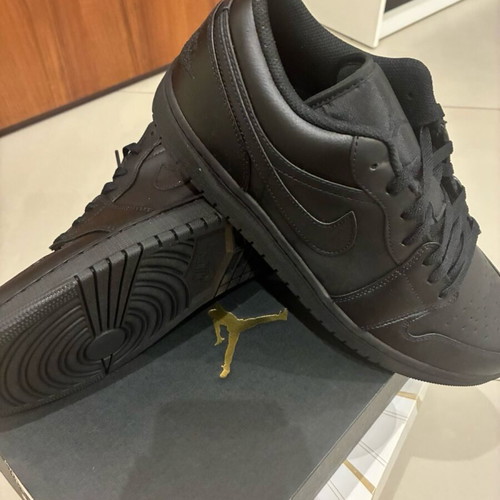 Air Jordan 1 Low sneakers size 46, new black