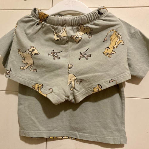 Lion King H&M pajamas set like new, boy 12-18 months