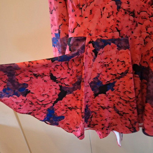 Trilogy dress like new, multicolored, size M