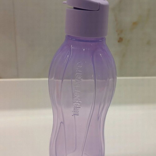 Tupperware bottle 750 ml new