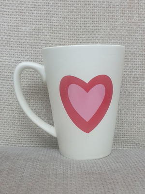 Oriflame sugar-coloured mug with double heart