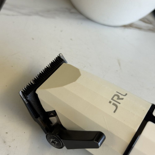 JRL Ghost White Onyx trimmer like new with LED display and charger