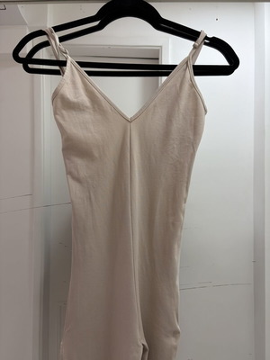 Karavan beige full-body leggings Small used with sexy back