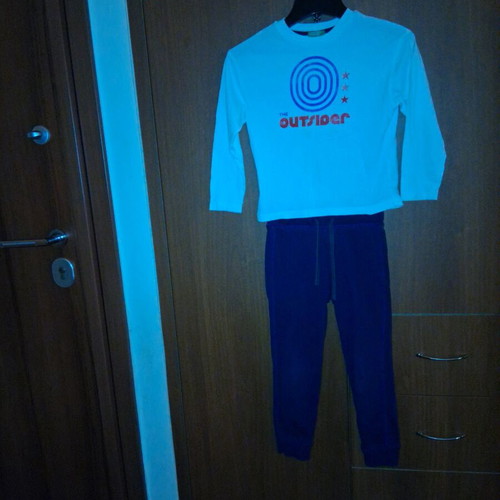 Set of 3 pieces jacket, t-shirt and pants used United Colors of Benetton