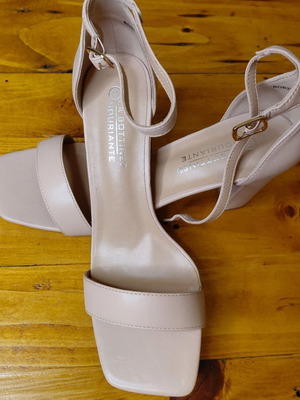 Bozikis beige summer sandals with 9 cm heel, new