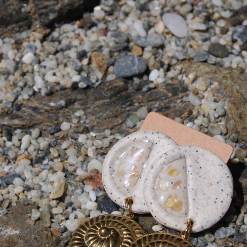 Earrings with real shell pieces and golden shells, new