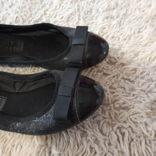 Ballerinas used, size 37, black