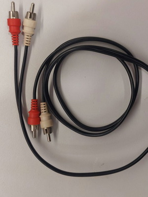 2xRCA Male Cable used, 1m length
