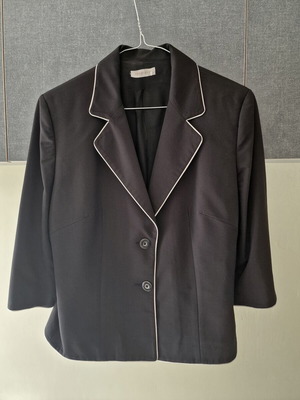 Raxevsky jacket and skirt set black with white piping like new