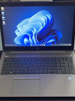 HP ZBook 15u G6 i7 laptop like new, 16GB RAM, 512GB NVMe, Windows 11 Pro