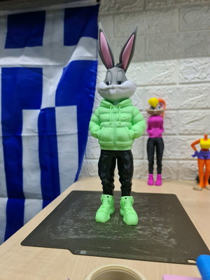 Bugs Bunny 3D figure with phosphorescent jacket new