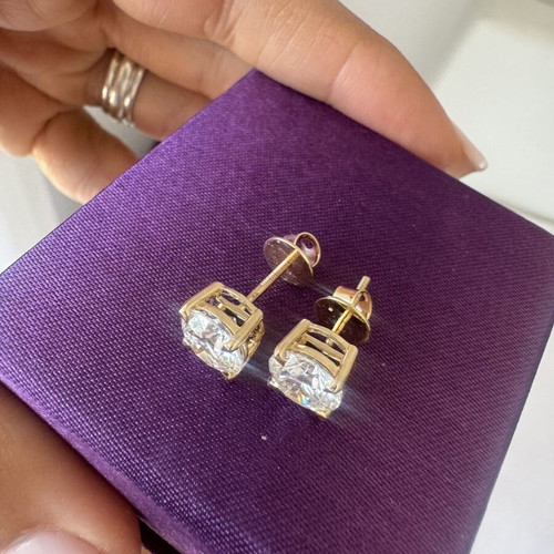 Lab Grown Diamond Earrings 4ct with Certificate like new, gold color