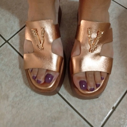 Flatform slippers gold like new, size 41
