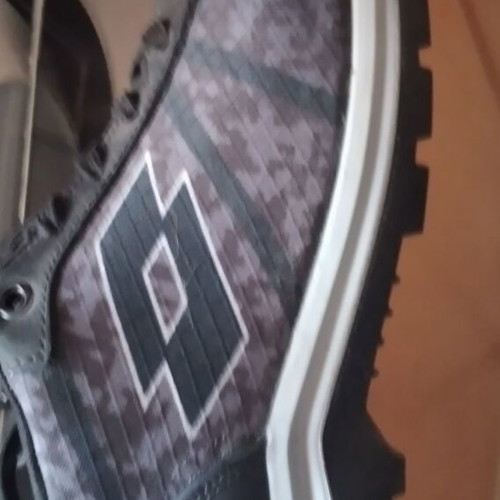 Lotto work shoes new, size 42, black-grey with steel toe