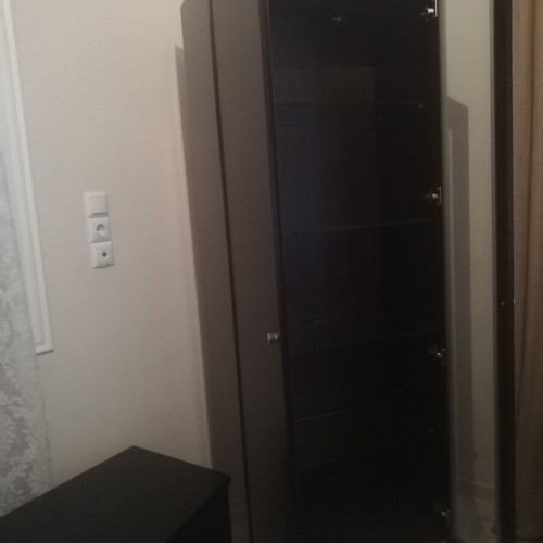 Wooden living room unit like new with glass cabinet and lighting