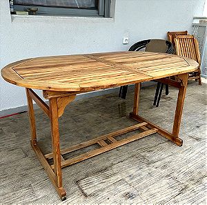 Ξύλινο πτυσσόμενο τραπέζι βεράντας