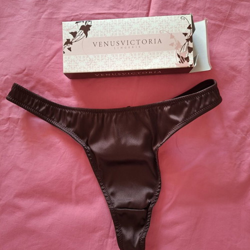 Venus Victoria lingerie small new, brown