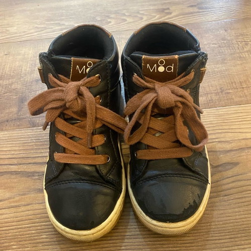 Anatomical kids boots used, size 28