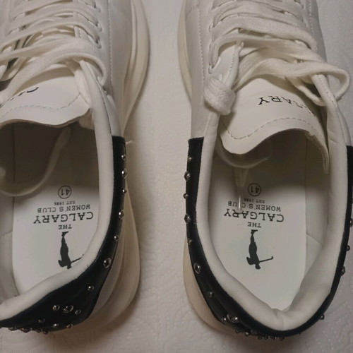 Calgary women's sneakers white like new, size 41