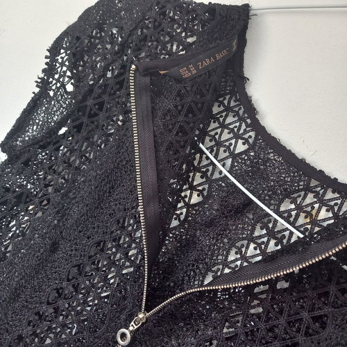 Zara lace dress size M black excellent condition