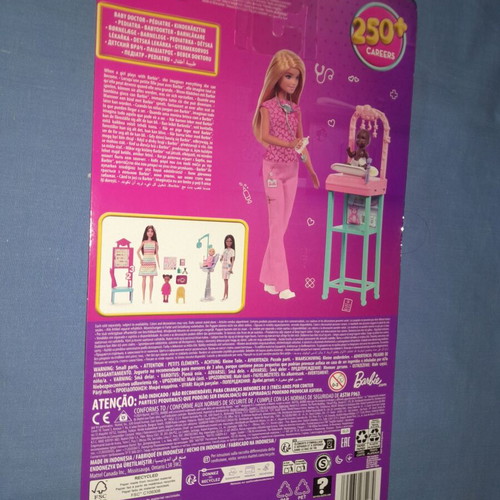 Barbie παιδίατρος κούκλα καινούργια