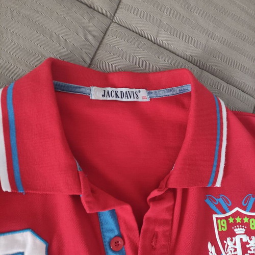 Red shirt XXL like new