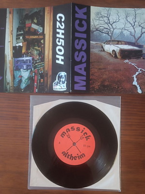 Massick 7" EP vinyl record, like new, metal